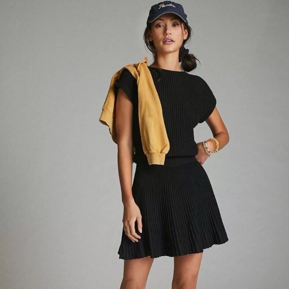 Anthropologie Maeve Ruth Mini Sweater Dress! Gorgeous Black Small drop waist!